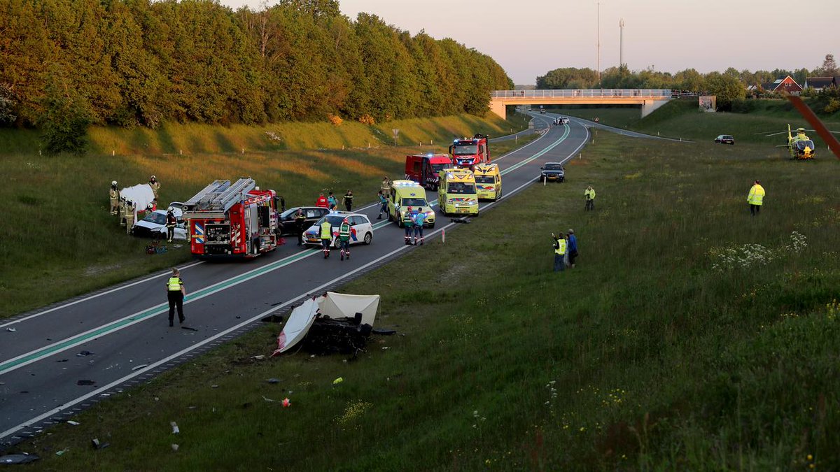 Dodelijke slachtoffers verkeersongeval Borger zaten in verschillende auto's..