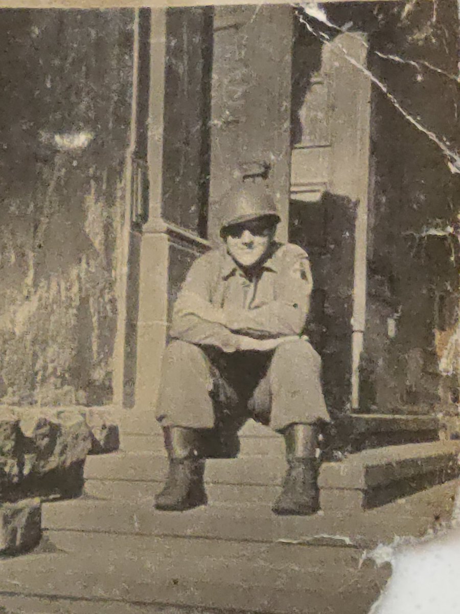 mzerwinski's tweet photo. Harry Zerwinski WW II, An American Hero https://t.co/b9w18YvMcq