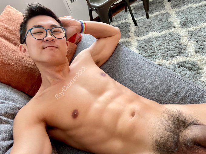 Come relax with me 🧘🏻&zwj;♂️ https://t.co/dLplXsBnNS