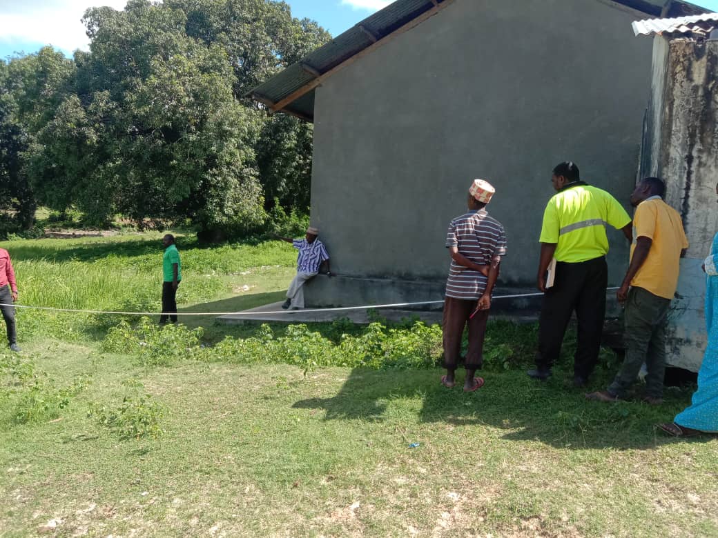 Pemba Youth Voice Organization (@pembayouthvoice) on Twitter photo Katika kuhakikisha tunaondoa upungufu wa matundu ya vyoo mashuleni leo <a href="/PembaYouthVoice/">Pemba Youth Voice Organization</a> tumepita na Engenear baadhi shule zilizo na upungufu huo Ili kufanya tathmini ya kina na ya uhakika nasi tuweze kuipeleka kwa washika dau kuondoa tatizo hili #KodiYanguKwaElimu Katika kuhakikisha tunaondoa upungufu wa matundu ya vyoo mashuleni leo <a href="/PembaYouthVoice/">Pemba Youth Voice Organization</a> tumepita na Engenear baadhi shule zilizo na upungufu huo Ili kufanya tathmini ya kina na ya uhakika nasi tuweze kuipeleka kwa washika dau kuondoa tatizo hili #KodiYanguKwaElimu