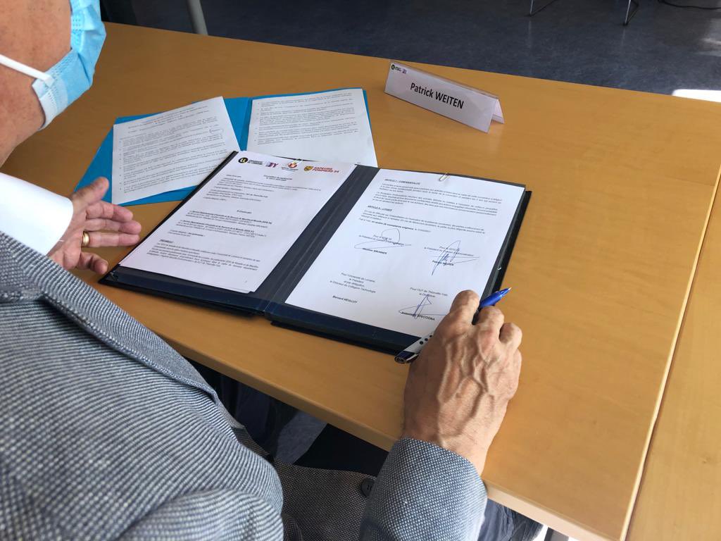 Signature de la convention entre le SDIS de la Moselle et l’Université de Lorraine - IUT Thionville Yutz dans le cadre du nouveau département pédagogique Bachelor Universitaire de Technologie « Hygiène Sécurité Environnement » <a href="/MoselleCD57/">Département Moselle</a> <a href="/Univ_Lorraine/">Lorraine</a> <a href="/SDIS57/">Sapeurs-Pompiers de la Moselle</a>