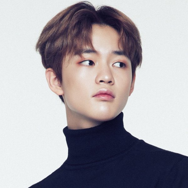 0102LOOKS's tweet photo. Hello this is an account dedicated to Chenle of NCT and Ningning of aespa, please rt to spread the word! https://t.co/4gf3MAvbQD