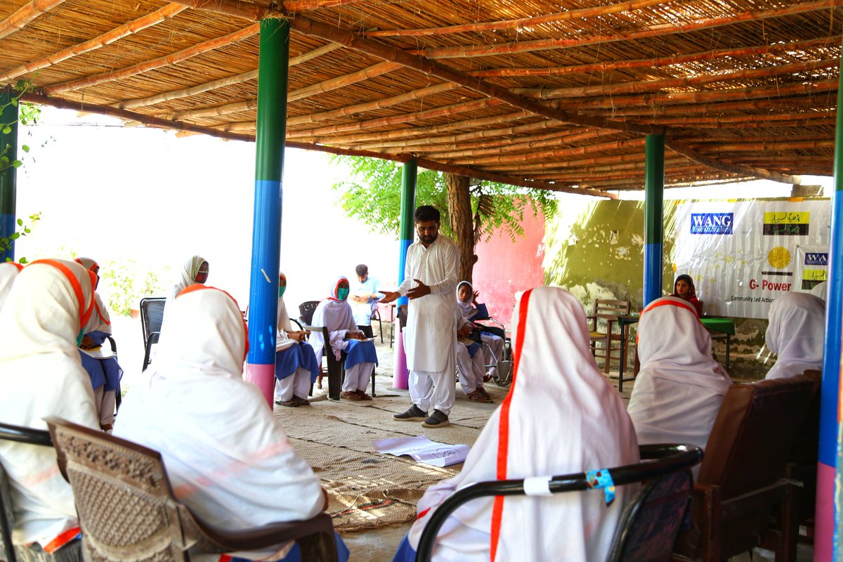 AftabRoonjha1's tweet photo. About today! While teaching  students about different perspectives and respect for  different opinions.

 #Girlseducation #empowerment #Peacebuiding #Lasbela #Balochistan 
@wangorg @Malala @ZiauddinY https://t.co/TWKxXPeClJ