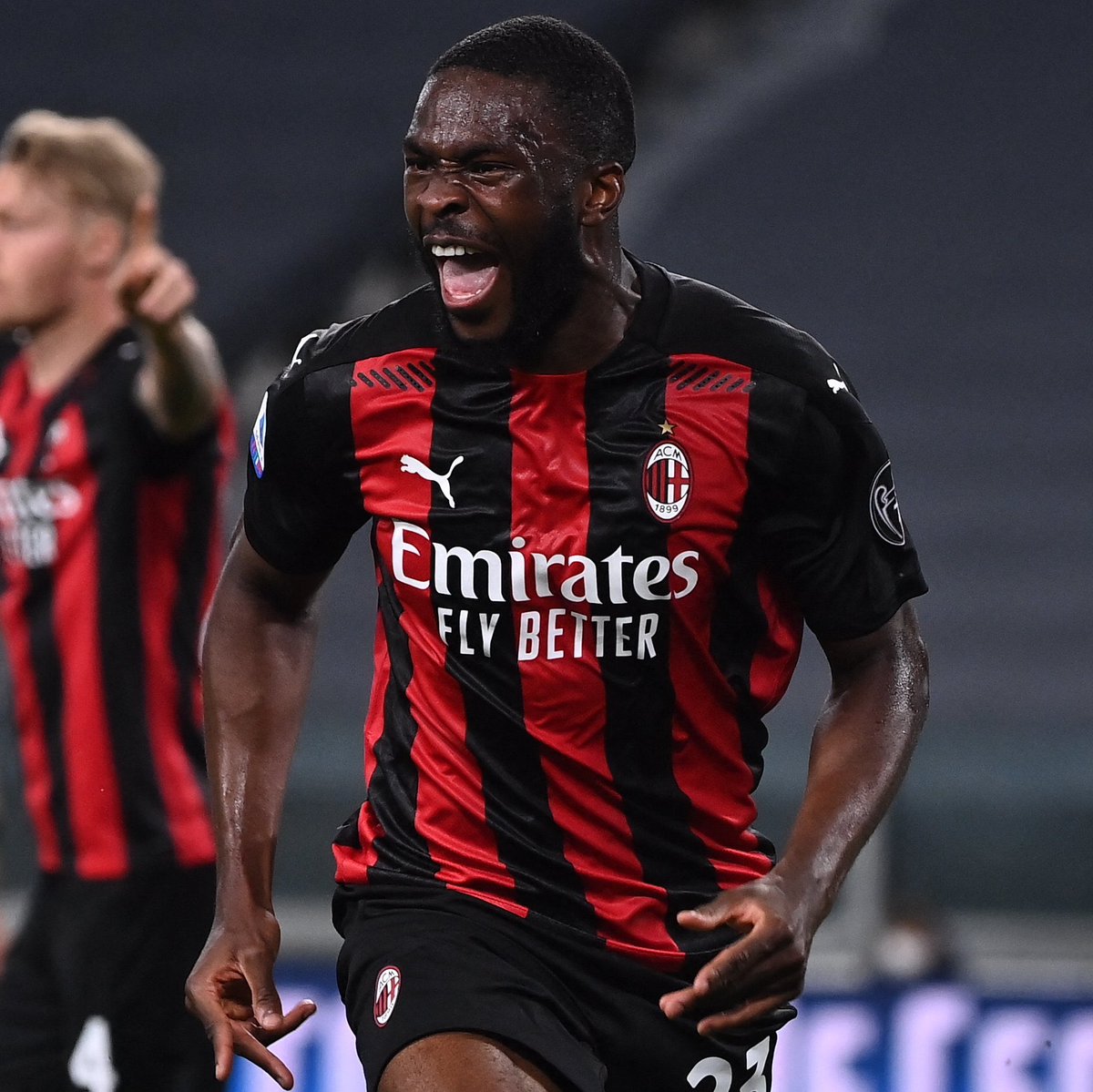 Fikayo Tomori, AC Milan ile 5 yıllık sözleşme imzalayacak.