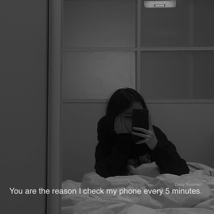 DaisySummer16's tweet photo. : You are the reason I check my phone every 5 minutes.
: เธอคือเหตุผลที่ฉันเช็คโทรศัพท์ทุกห้านาที. 🤍🖤 #คําคมภาษาอังกฤษ #คําคมความรู้สึก #คําคมอกหัก #คําคมความรัก #คําคมอังกฤษ #ภาษาอังกฤษ https://t.co/GkLB1HKGDj