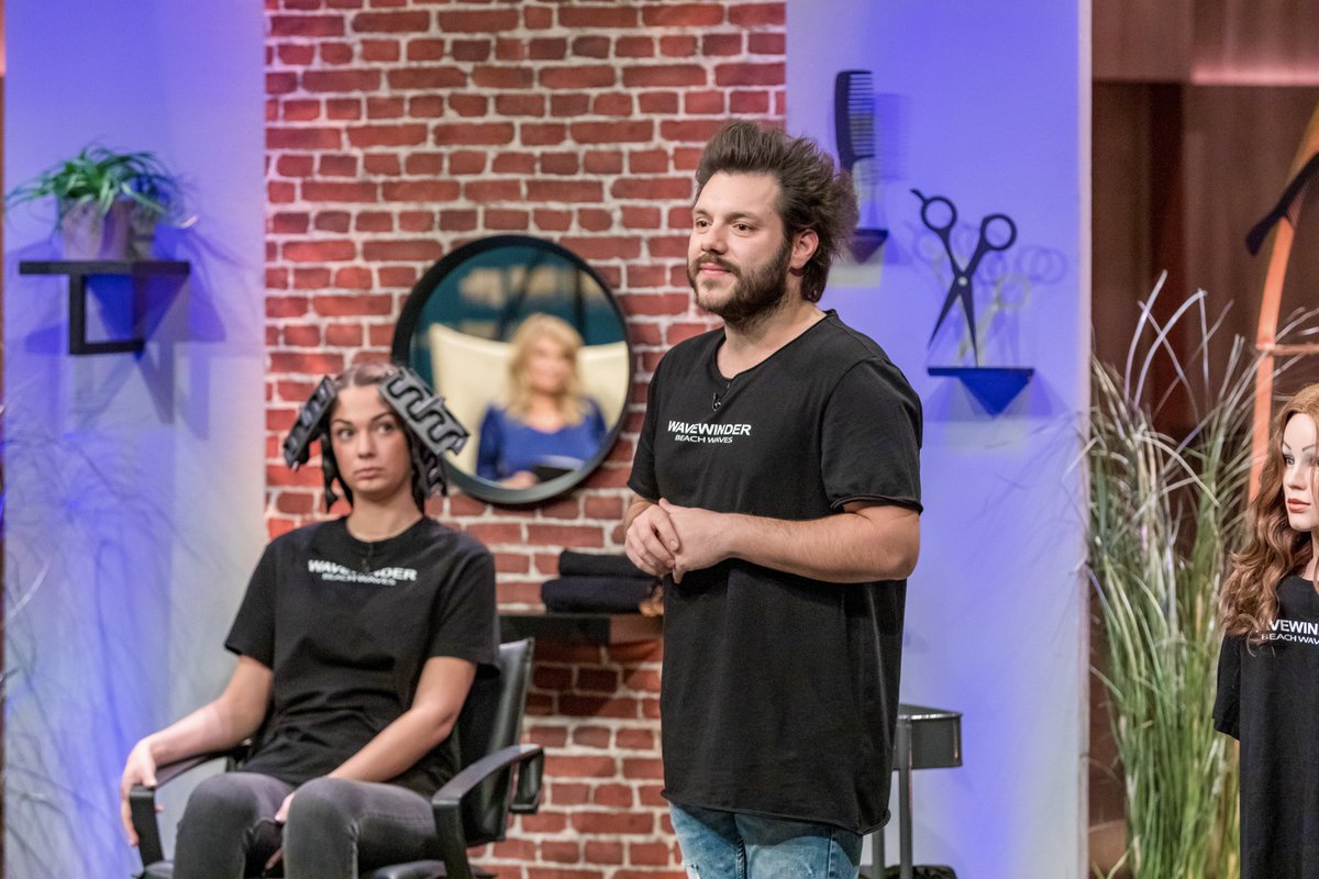 RalfDuemmel's tweet photo. Toller Gründer und einfach nur RESPEKT. Wünsche dir weiterhin viel Erfolg für die Zukunft und alles Gute. #Wavewinder @voxdhdl #dhdl https://t.co/TCsUiOGXED