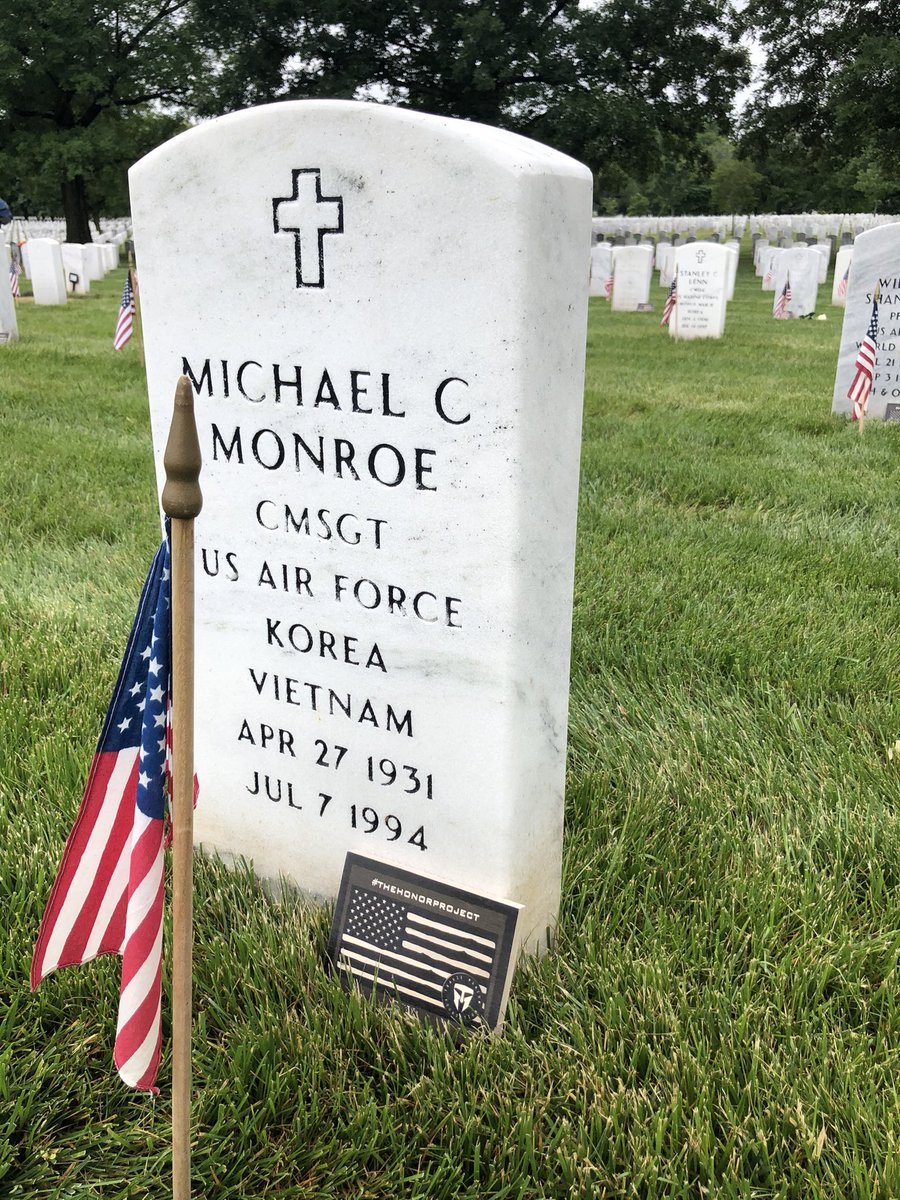 WhoDoUChallenge's tweet photo. Michael C Monroe
CMSgt US Air Force
Korea / Vietnam
EOW July 7, 1994

@TMFoundation 
#OperationEnduringFreedom #WeRemember #MemorialDay #NeverForget #TheHonorProject https://t.co/GcXlIX4JH0