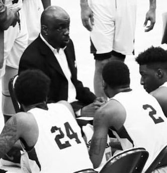 iam_twalk's tweet photo. Rest Easy 🕊 to my Bestfriend, Mentor, Father Figure, Coach, and the guy that gave me a chance and believed in me when nobody else did. Too many memories and talks that I will never forget,                            I Love you Coach Brewer❤️🙏🏾🕊🕊😓💔 https://t.co/3cPVO3SKpK