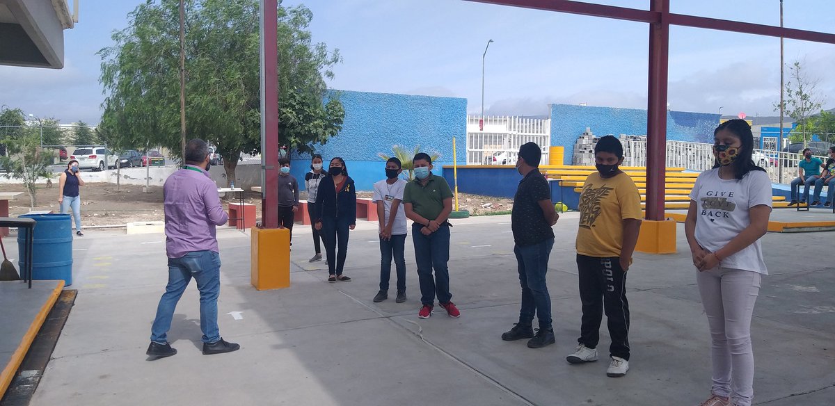 capasaltillo's tweet photo. Feria de la salud en secundaria general #3 en Ramos Arizpe, con temática del día mundial sin tabaco #DejaDeFumar #ComprométeteADejarDeFumar #ComittToQuit #ConadicTeEscucha #CuidaTuSaludMental @CONADICmx @LineaDe_LaVida @ceca_coahuila @CapasCoah @SS_Coahuila @SSalud_mx @zabicky https://t.co/WxvhY38o5Y