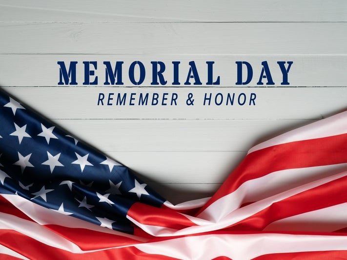 SMCardsbaseball's tweet photo. We remember and honor the brave men and women who have sacrificed their lives to protect this country. https://t.co/5oZDPY70vJ