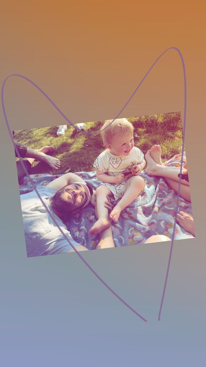 centraljbowman's tweet photo. Novas fotos fofas do Josh Bowman brincando com seu sobrinho Rafael Bowman. 🥰

📲 scarlett__bowman via Instagram Stories. https://t.co/QknMBklnws