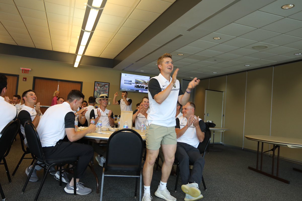 ArmyWP_Baseball's tweet photo. Hyped to be Texas bound for NCAA Regionals 👏🤩

Ready to get that #RoadtoOmaha postseason started! 

#GoArmy https://t.co/GxOvOMJwOf