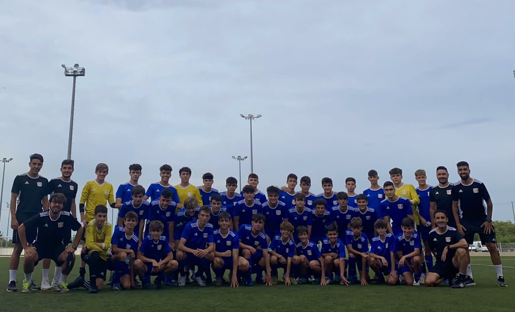 primertoquecf's tweet photo. ¡JUNTOS por un SUEÑO! 🧡

✅Rivales de Play Off de ascenso a Liga Autonómica. 

🍊El Cadete A se medirá a Tavernes Blanques “A”.

🍊El Infantil A jugará ante CD Alcoyano A.

¡Vamos, naranjas! 💪🏻💪🏻💪🏻

#eoeooe #primertoquecf #PlayOffAscensoLigaAutonómica #JuntosPorUnSueñoNaranjas https://t.co/4huoZwmrBf