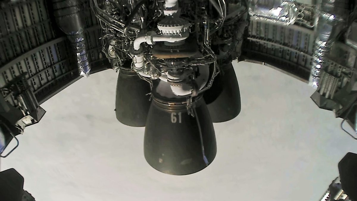 Teslarati's tweet photo. Elon Musk says SpaceX is completing one Starship engine every two days https://t.co/e1EkUQ4nZc by @13ericralph31 https://t.co/FpOAckK6KZ