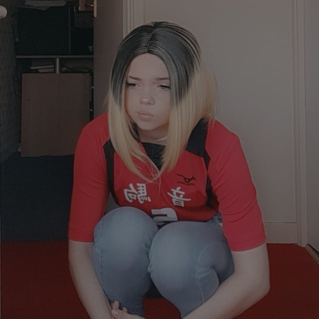 LilCosplayer's tweet photo. Went out in my kenma cosplay today #kenmakozume #kenmacosplay #haikyuu #haikyuucosplay #cosplay https://t.co/VReDvbFbYd