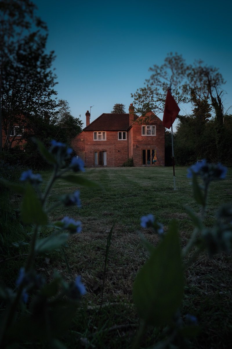 photorox_art's tweet image. It was a lovely #BankHolidayWeekend 
We stayed home, tried to relax and enjoyed the time as much as possible.
How was your #BankHolidayMonday ?
#GoodNightTwitterWorld #golf