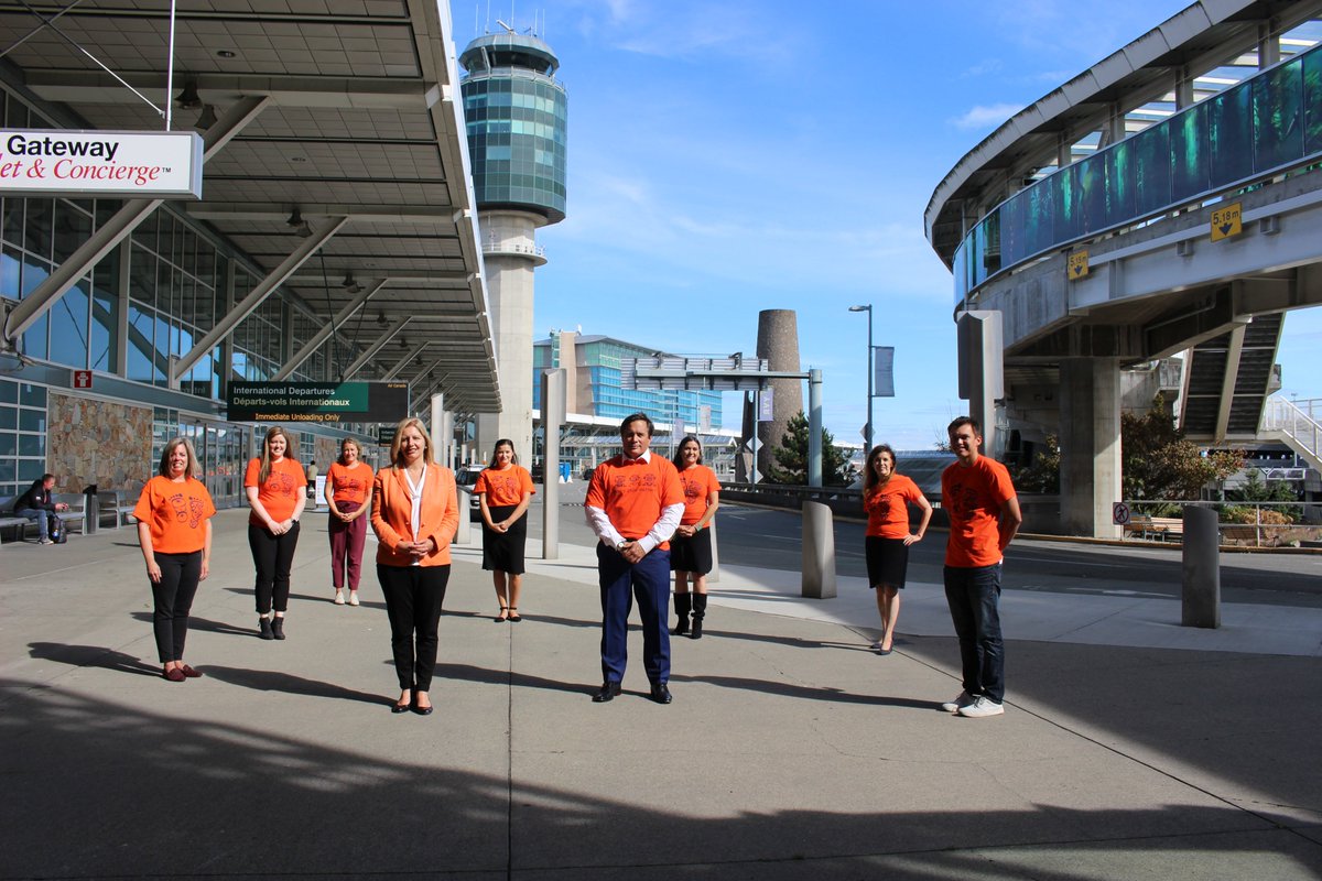 yvrairport's tweet photo. Today at 2:15 p.m., the YVR &amp; Musqueam community will honor the children buried at the former Tk’emlúps te Secwépemc Residential School &amp; those still missing for a moment of silence. Please join us on our International Departures curb if you are at the airport or at home. https://t.co/Z0xrNMRqau
