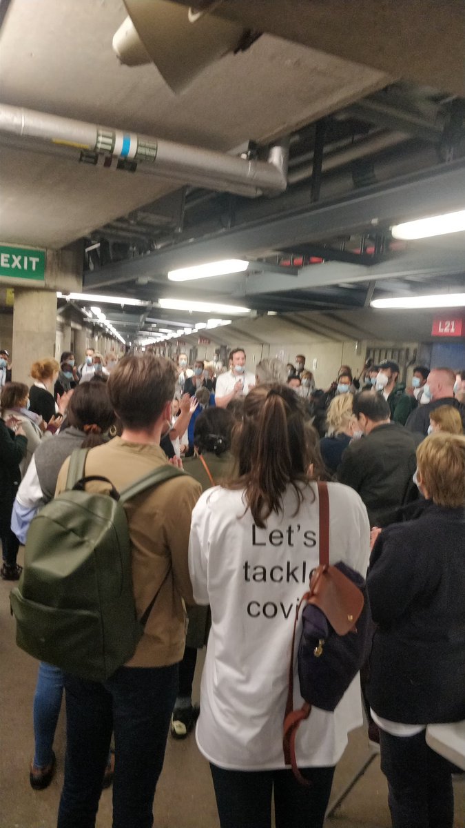 11,000 people vaccinated 💪🏼 #TwickenhamStadium