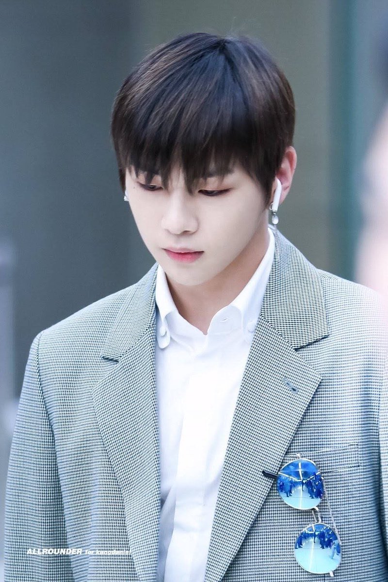 leonawonderland's tweet photo. 이런 덤덤하고 냉한 표정 좋아요 ....
#강다니엘 #KangDaniel #姜丹尼尔 #カンダニエル 
@konnect_danielk https://t.co/NidE7p4Q2z