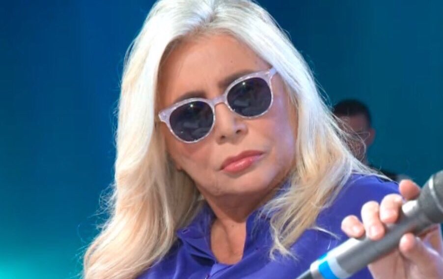vincycernic2's tweet photo. AWED FINALISTA PIETRA TOMBALE SU QUEST'EDIZIONE ORMAI MORTA E SEPOLTA SENZA APPELLO #isola https://t.co/ipGo8hQ3r4