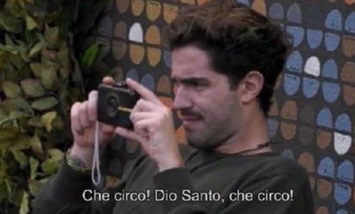 scorp10_'s tweet photo. MA SE AD AWED NON ARRIVAVA NEMMENO UN GOCCIO D'ACQUA IN FACCIA? MA STIAMO SCHERZANDO?#isola https://t.co/b8Q5wKSdBD
