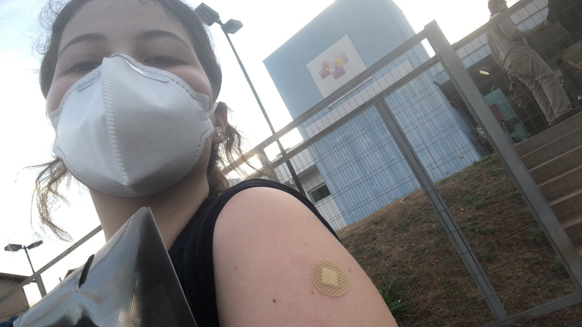 suki0stan's tweet photo. ORTEGA PRIMEIRA JASMINER VACINADA 
VACINA SIM E VACINA JÁ https://t.co/Oky4n9zIr2