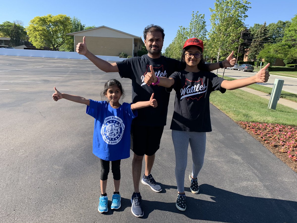 sureshkumars23's tweet photo. @LogOff_LaceUp #LogoffandLaceup @OneWattles completed family 1 mile run 🏃🏻♂️🏃🏽♀️ https://t.co/TtEY7lp0L1