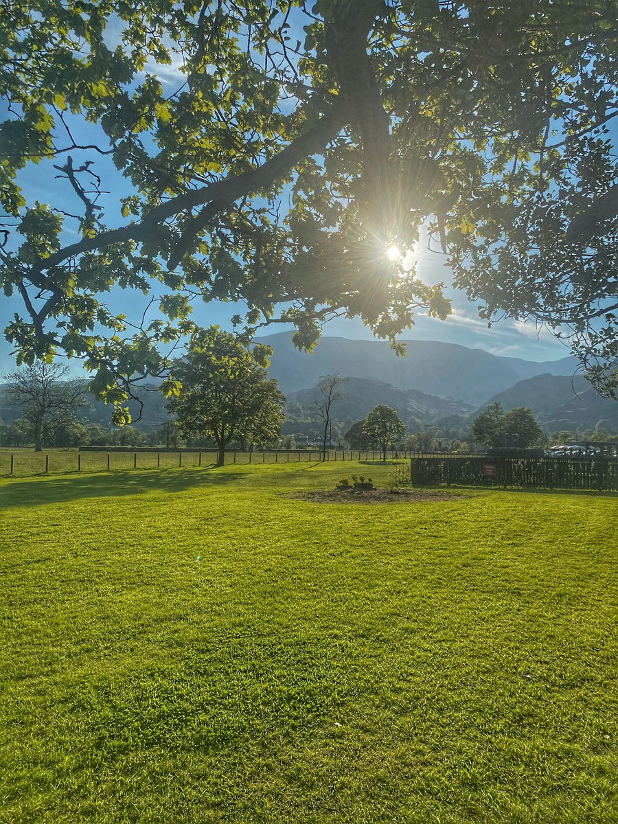 As the sun goes down over the old man of Coniston #thedimmingoftheday