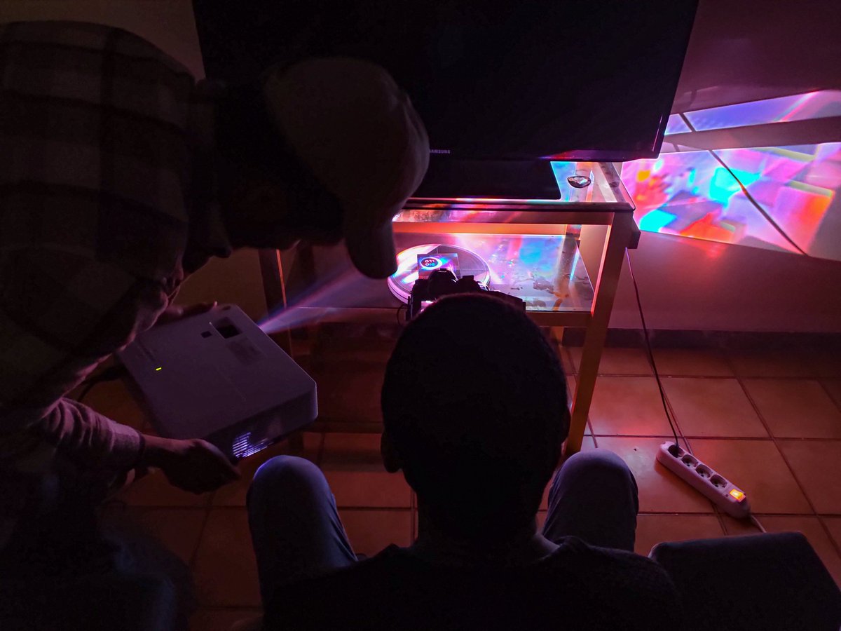 monderrr_'s tweet image. Behind the scenes of an AD video we did for Diollo Store.
#OUTBOX