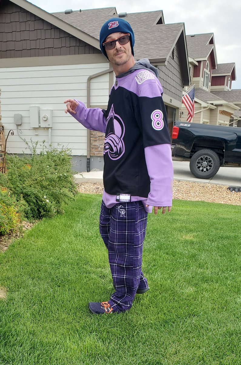 GaryFunkBroncos's tweet photo. My buddy bought me this jersey last night at the @Avalanche game! Talk about a friend, helping me to my first #GoAvsGo game, AND helping kick cancer's ass!
#FortunateHuman https://t.co/eZznY7sSYA