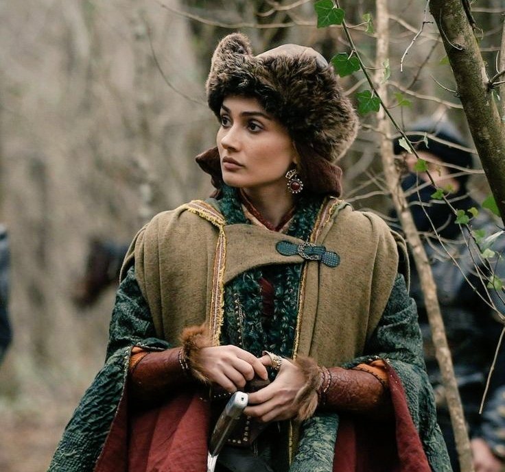 Sen olmak çok güzeldi #TurnaHatun.
Şifacılığınla, Savaşçılığınla, Sevdanla hepimizin gönlünü fethettin. Seni çok özleyeceğiz.

#TurSen #UyanışBüyükSelçuklu