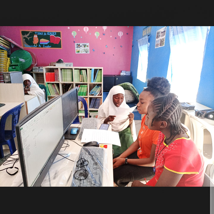 bookaclan's tweet photo. Establishing a baseline is key to measuring the impact of any project. We carried out reading tests to determine the literacy level of the pupils in our beneficiary schools. https://t.co/VpejbMnqG3