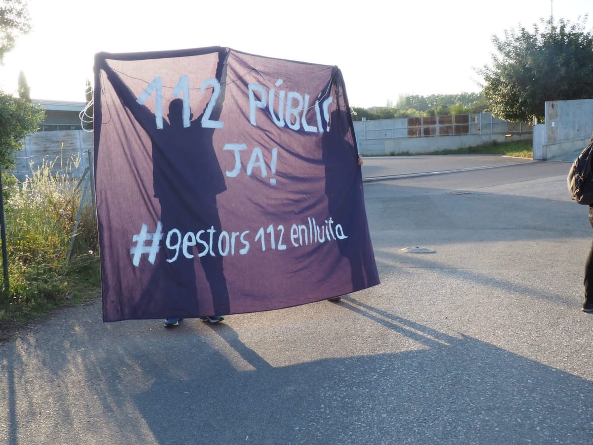 mundodesofia54's tweet photo. #Hola @perearagonés, los trabajadores del #112Cat aún no han cobrado la nómina este mes, ni la paga extraornidaria. ¿Vais a hacer algo?, ¿Váis a seguir privatizando la gestión del 112, un servicio público de emergencias de la Generalitat?
@govern
@conselleriad'interior
@ERC https://t.co/jF4cDgYsMm