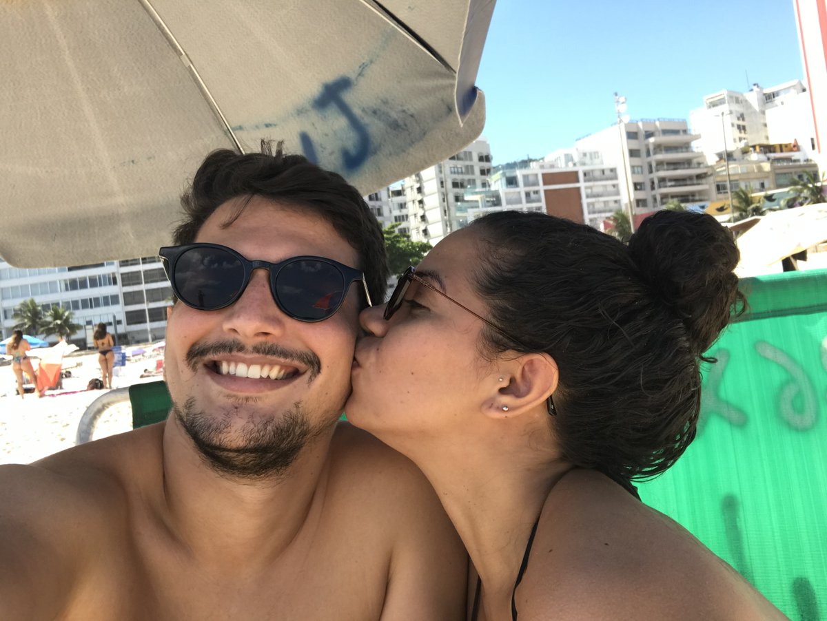 _guedesf's tweet photo. Hoje é aniversário da minha companheira de vida. Tenho muito orgulho de estar ao seu lado. Te amo muito! Feliz aniversário! https://t.co/9weB6oUh4C