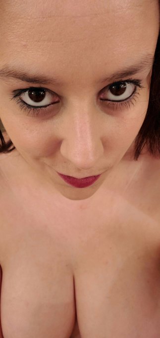 Smirk  #selfie #portrait #cute #smirk #evileye #picoftheday #redlips #redlipstick #makeup #photooftheday<a href="/tag/selfie"class="tags">#selfie</a><a href="/tag/portrait"class="tags">#portrait</a><a href="/tag/cute"class="tags">#cute</a><a href="/tag/smirk"class="tags">#smirk</a><a href="/tag/evileye"class="tags">#evileye</a><a href="/tag/photooftheday"class="tags"><span>#photooftheday</span></a><a href="/tag/picoftheday"class="tags"><span>#picoftheday</span></a><a href="/tag/makeup"class="tags"><span>#makeup</span></a><a href="/tag/redlipstick"class="tags"><span>#redlipstick</span></a>