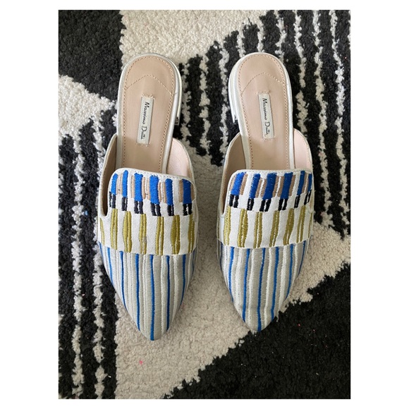 noizepolution's tweet photo. So good I had to share! Check out all the items I'm loving on @Poshmarkapp #poshmark #fashion #style #shopmycloset #massimodutti #pierrehardy #anthropologie: https://t.co/k6geVy3KNA https://t.co/oQv3jjm5hD