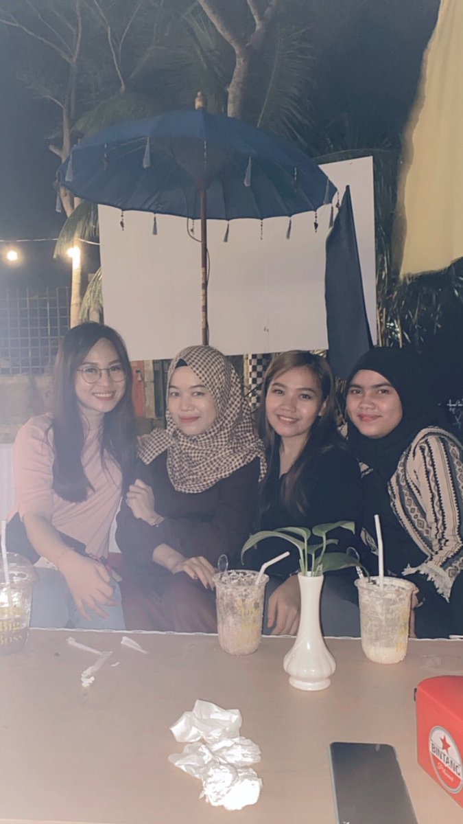 ryabadri's tweet photo. Cerita 4H ini 😊😊 https://t.co/SVpSJ4p8CJ