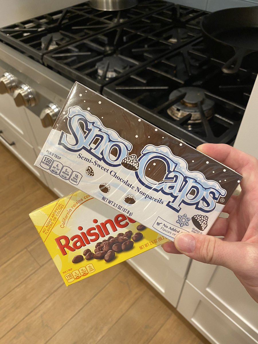 kenny_something's tweet photo. I too live in a house divided… my wife likes the rat turds, but Sno Caps reign supreme! @SalVulcano @joederosacomedy @tastebudspod https://t.co/AgE8Efgfcn