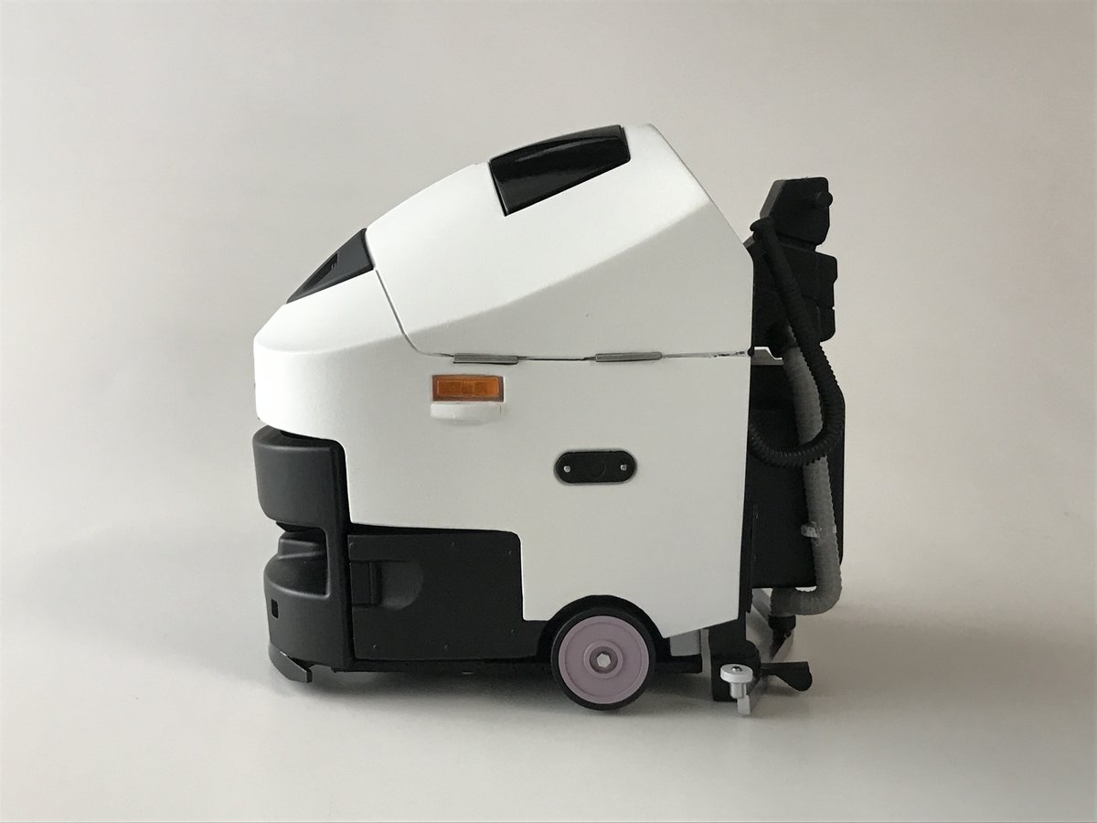 Akibama7B's tweet photo. 1/12スケール アマノ清掃ロボ　EGrobo
組み立ててる最中はてんぱってたので写真はありませんｗ
いきなり完成です！！
こだわりはクリヤパーツでリアル感を演出
チョロＱのゼンマイを仕込んでのこのこ走ります
なんてかわいいんでしょう～♬
#PLUSALFA #FUSION360 #FlashForgeHunter #AMANO #エキマテ https://t.co/i8ivBT2LgP