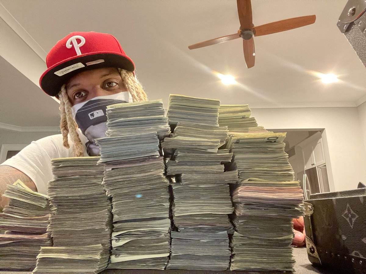 lildurk's tweet image. You can post your money if you take care your family and put your niggas in position to win and def make sure your kids took good care of you gotta be a opp or somebody wit me hit ya hoe if you hate on me .. THE VOICE OF THE HEROS 6/4