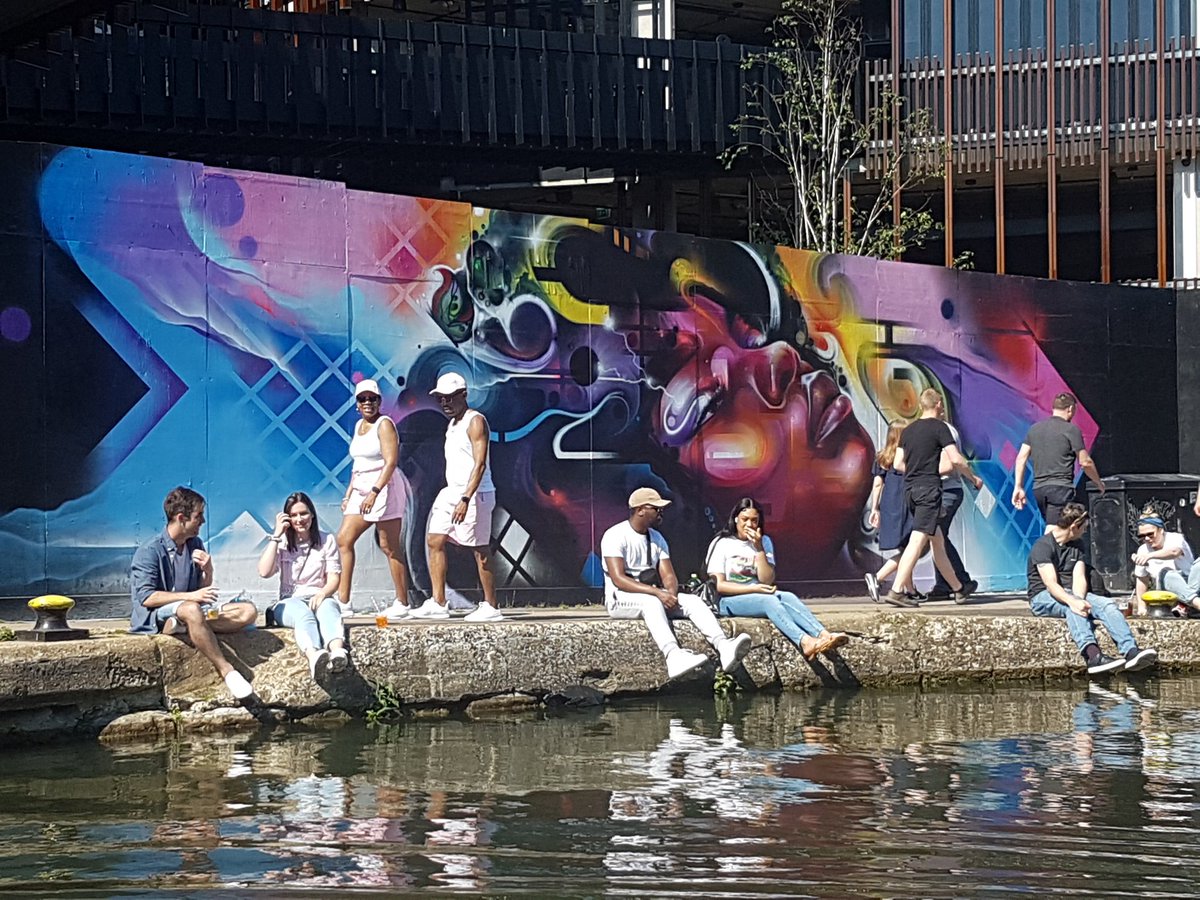 A vibrant burst of colour in Camden by @mrcenzgraffiti Mr Cenz. #lovelondon #northlondon #camden #streetart #urbanart #art #urbancanvas #mrcenz #cenzsational #walklondonseelondonfeellondon #thestreetisthebiggestfreeartgallery  #london #londontourguide #bluebadgeguide