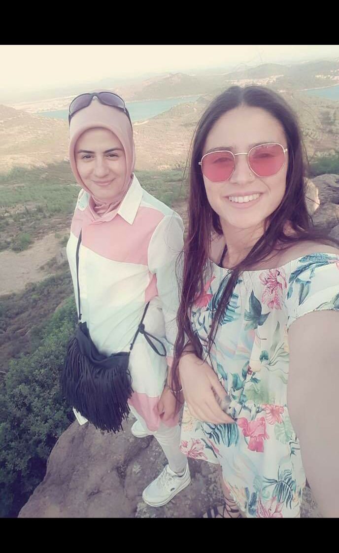 nagihanhalil81's tweet photo. Bende sizlere yine Ayşemin en doğalından Nursema ablasıyla ve yeğenimiz Umutla fotoğraflarını bırakıyorum.♥️ @nursemayuksel81 #ayfc #aysf @nurcihanbykkar1 @EmineYkselKele1 https://t.co/5GH0YYcEK1