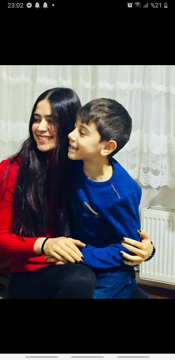 nagihanhalil81's tweet photo. Bende sizlere yine Ayşemin en doğalından Nursema ablasıyla ve yeğenimiz Umutla fotoğraflarını bırakıyorum.♥️ @nursemayuksel81 #ayfc #aysf @nurcihanbykkar1 @EmineYkselKele1 https://t.co/5GH0YYcEK1