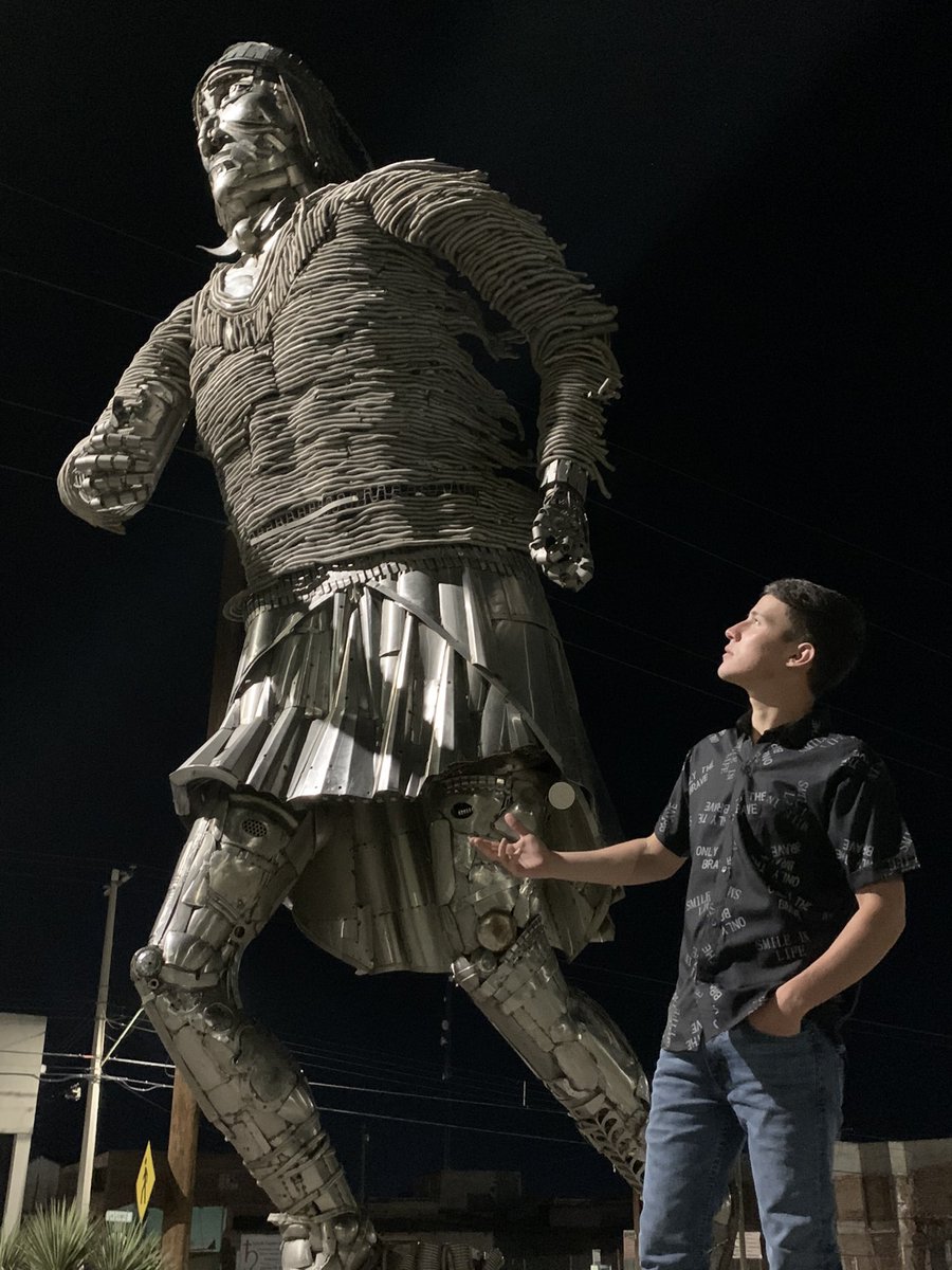 Qué onda carnal... por que corres? 🤔🤔
#ElCorredorRarámuri #CuauhtémocChihuahua