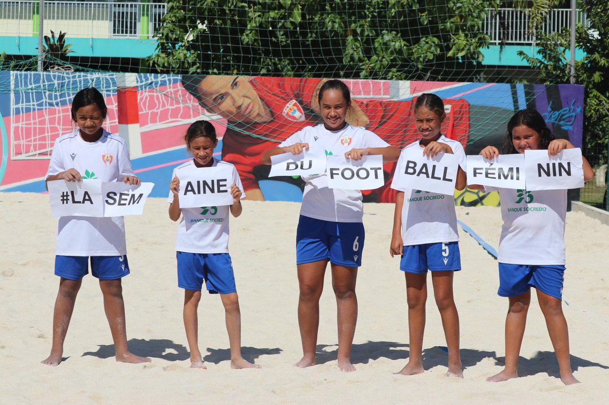 OFCfootball's tweet photo. ❤️ It's Women's Football Week in Tahiti who are celebrating every female player, educator, supporter and administrator. 

📸 Tahiti Football 

MORE | https://t.co/wgQqNG7JK1 https://t.co/r9TGtvUKmJ