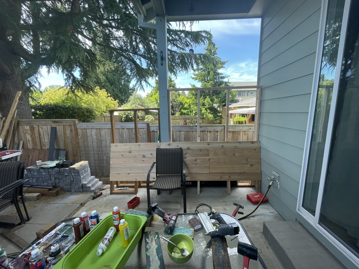 CookingIvon's tweet photo. this will be the back to the soon to be made bench. above it will be another salvage wall. the other pic is how the steps turned out. good enough i decided 🤣 https://t.co/SyAfY3tadU