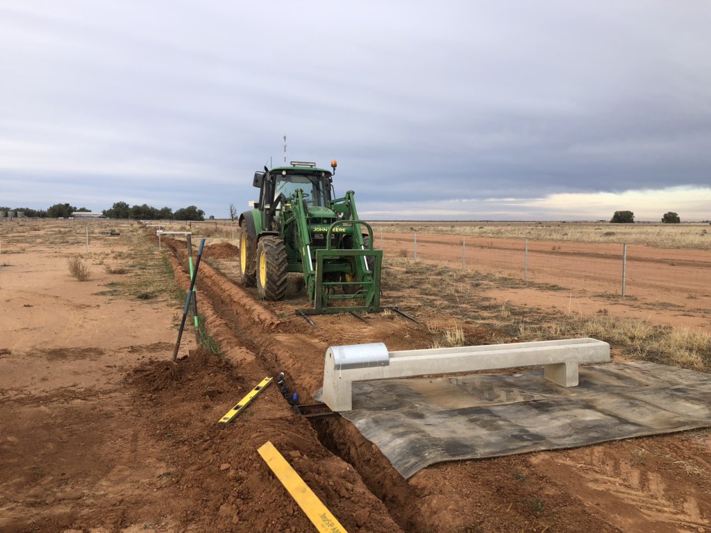 Still dry on the Hay plains. Heifers off to greener pastures and new containment yards almost ready for 5500 ewe lambs.