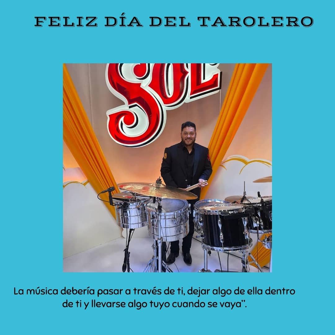 Walitasdewalo's tweet photo. " La música es el tipo de arte que está más cerca de las lágrimas y la memoria." FELIZ DÍA DEL TAROLERO 🥰🎵❤️
#FerMs
#BandaMs
#walitasdewalosilvas https://t.co/Ygvq16Q3lw