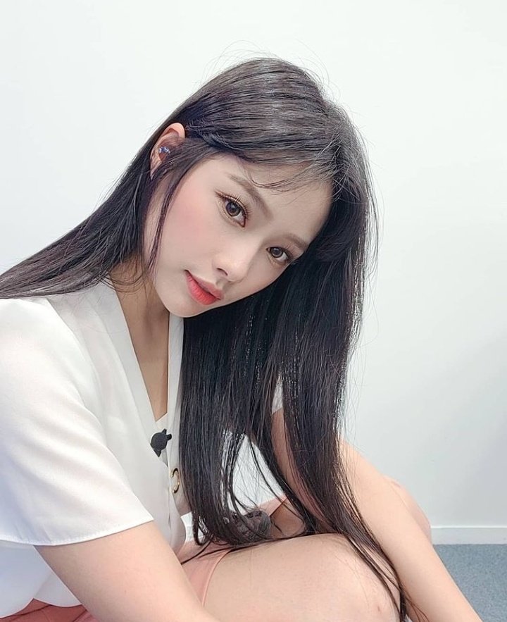 misobrazil's tweet photo. [31/05/2021] infelizmente, estarei oficialmente encerrando a fanbase! acho que esse tem sido um ano difícil para todos, incluindo a mim. como estou no fim do meu ensino fundamental, é difícil atualizar no tempo certo aqui, sem contar outras obrigações que tenho na minha vida+ https://t.co/C1wJNQPSOE