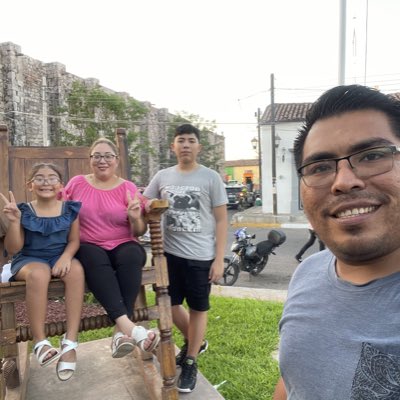 HHmverde's tweet photo. #NuevaFotoDePerfil https://t.co/3spk0pUaa7